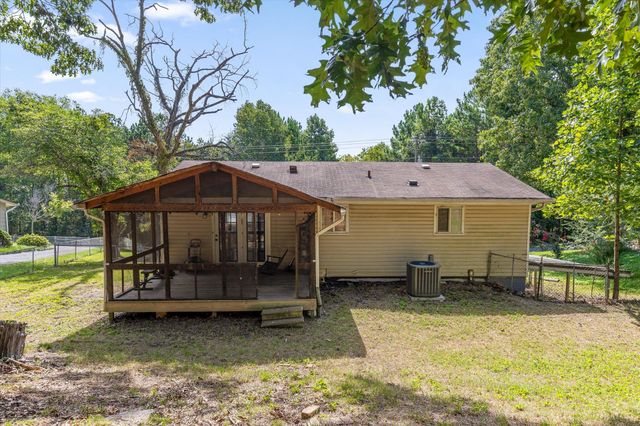 720 Hurtt Road, Chickamauga, GA 30707