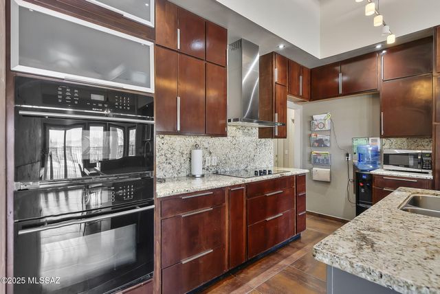 2581 N Alabang Hills Drive, Nogales, AZ 85621