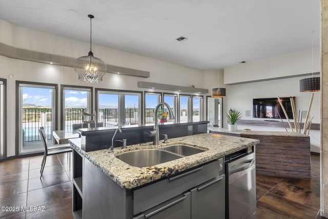 2581 N Alabang Hills Drive, Nogales, AZ 85621