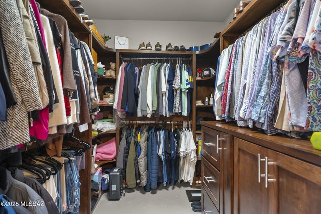 2581 N Alabang Hills Drive, Nogales, AZ 85621