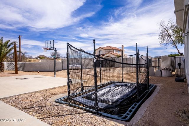 2581 N Alabang Hills Drive, Nogales, AZ 85621