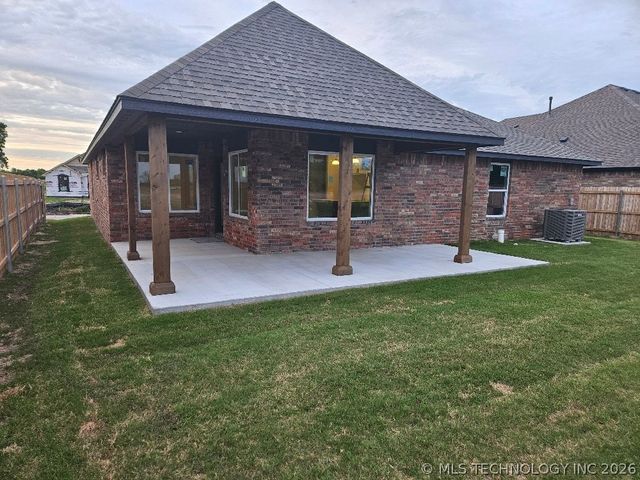 10408 E 132nd Street S, Bixby, OK 74008