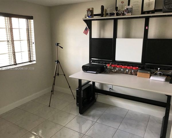 15302 SW 180th Ter, Miami, FL 33187