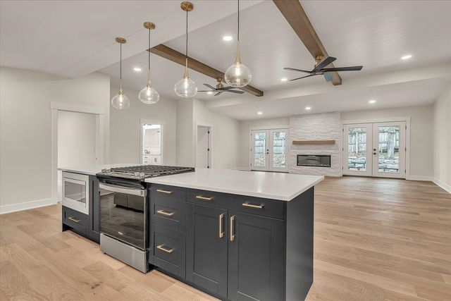 10985 E Cd Avenue, Richland, MI 49083