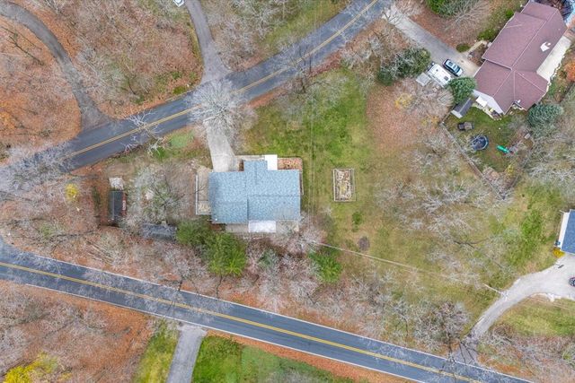 10985 E Cd Avenue, Richland, MI 49083