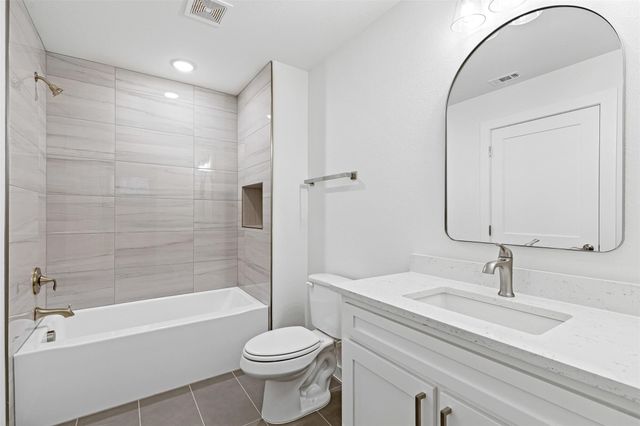 913 Bayonne Street, Dallas, TX 75212