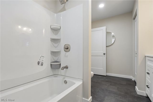 50 S Glencoe Drive, Akron, OH 44319