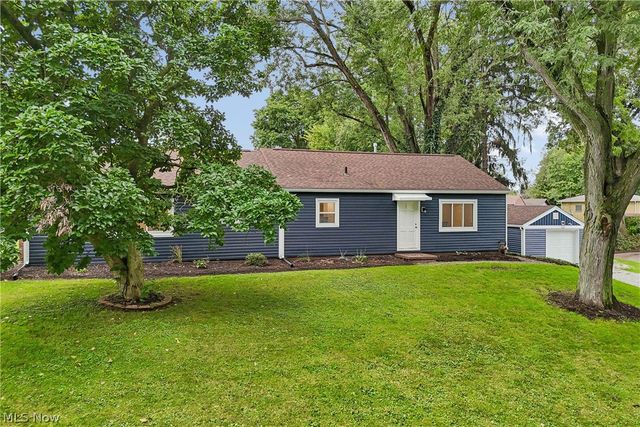 50 S Glencoe Drive, Akron, OH 44319