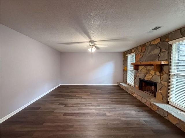 282 Toweridge Drive SW, Marietta, GA 30064