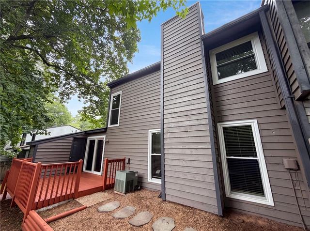 282 Toweridge Drive SW, Marietta, GA 30064