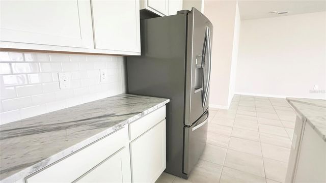 17915 CANTARINA COVE, Lakewood Ranch, FL 34211