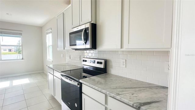 17915 CANTARINA COVE, Lakewood Ranch, FL 34211