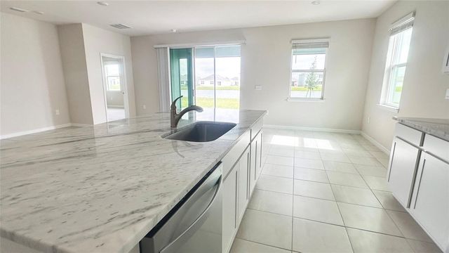 17915 CANTARINA COVE, Lakewood Ranch, FL 34211