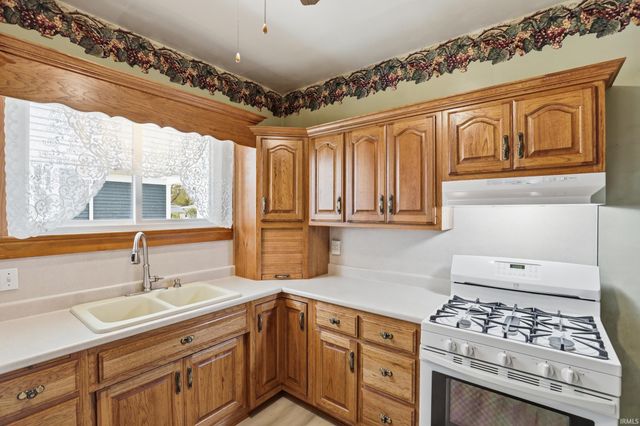 901 N Main Street, Auburn, IN 46793