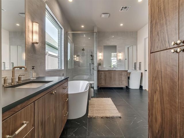 6200 NW 150th Terrace, Oklahoma City, OK 73142