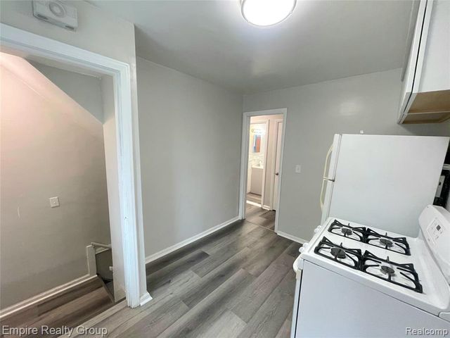 6037 Piedmont Street, Detroit, MI 48228