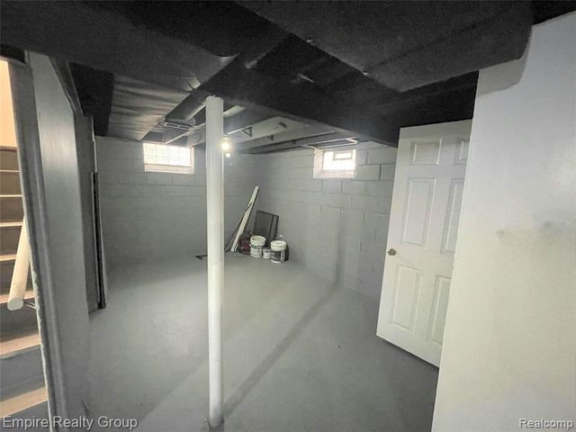 6037 Piedmont Street, Detroit, MI 48228