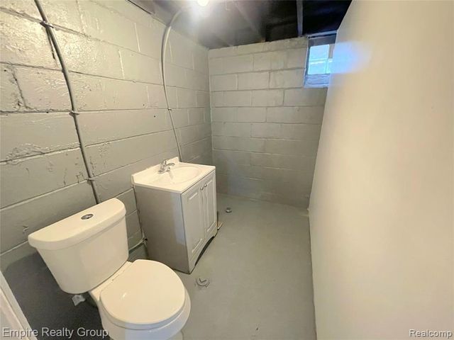 6037 Piedmont Street, Detroit, MI 48228