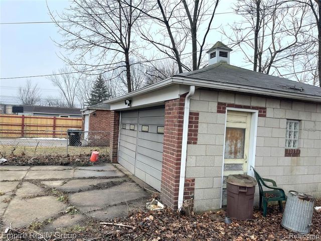 6037 Piedmont Street, Detroit, MI 48228