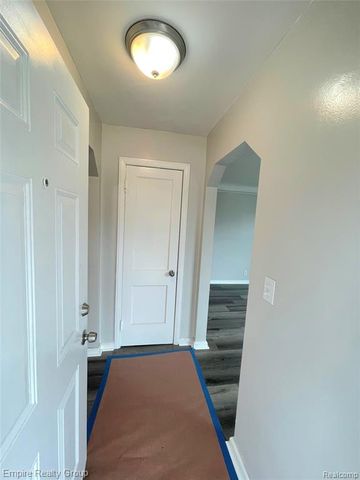 6037 Piedmont Street, Detroit, MI 48228