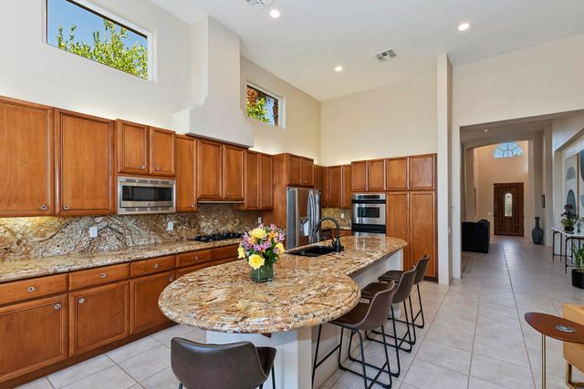 48245 Vista Calico, La Quinta, CA 92253