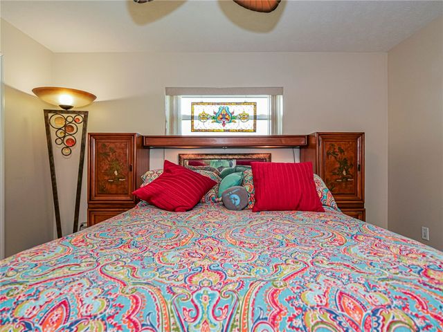 720 Lake Orchid Circle 201, Vero Beach, FL 32962