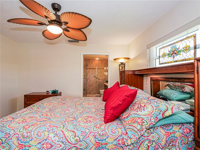 720 Lake Orchid Circle 201, Vero Beach, FL 32962