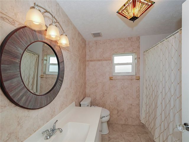 720 Lake Orchid Circle 201, Vero Beach, FL 32962