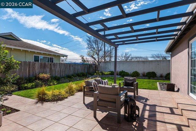 141 Del Mar Dr., Salinas, CA 93901