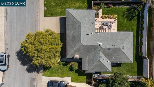 141 Del Mar Dr., Salinas, CA 93901