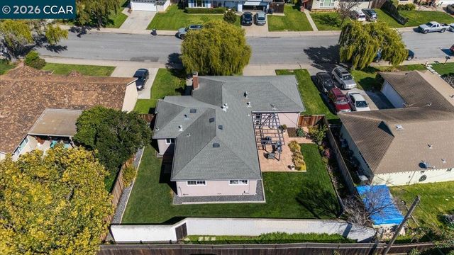 141 Del Mar Dr., Salinas, CA 93901