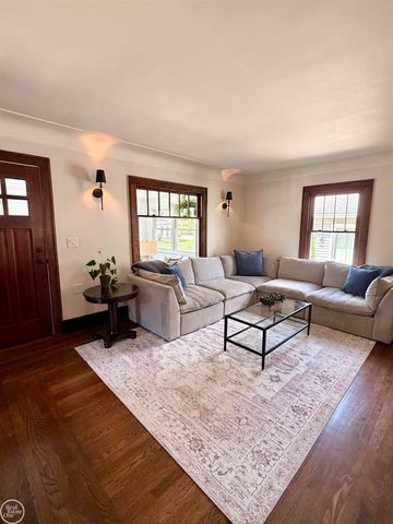 452 Maple Street, Plymouth, MI 48170