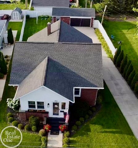 452 Maple Street, Plymouth, MI 48170