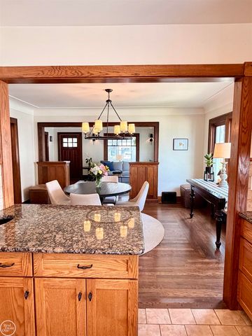 452 Maple Street, Plymouth, MI 48170