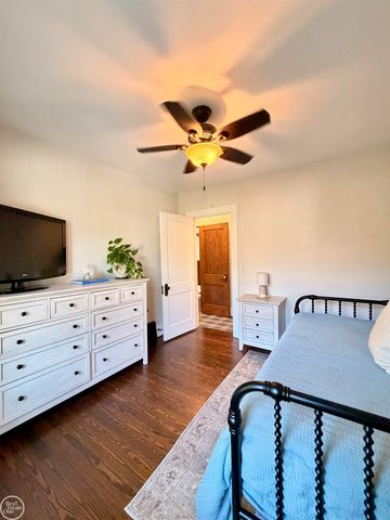 452 Maple Street, Plymouth, MI 48170