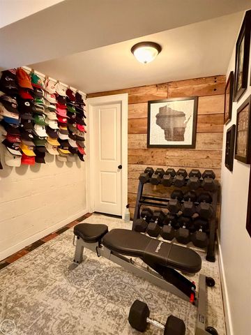 452 Maple Street, Plymouth, MI 48170