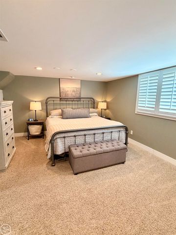 452 Maple Street, Plymouth, MI 48170