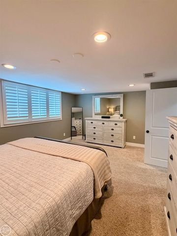 452 Maple Street, Plymouth, MI 48170