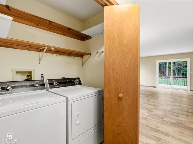 7262 Lakeshore Road, Lakeport, MI 48059