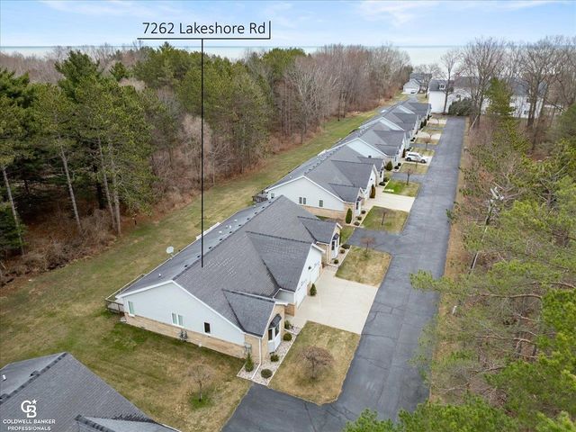 7262 Lakeshore Road, Lakeport, MI 48059