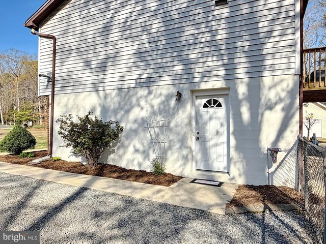 9486 CANARY DR, Bel Alton, MD 20611