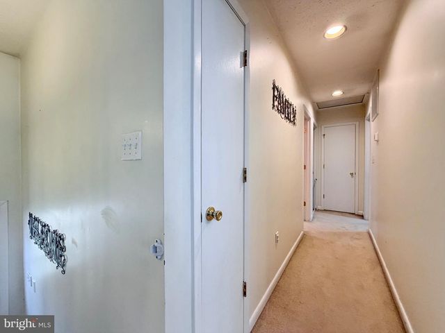 9486 CANARY DR, Bel Alton, MD 20611