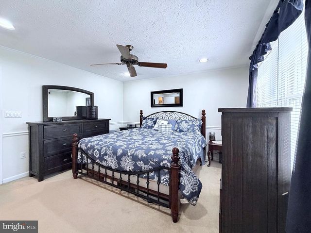 9486 CANARY DR, Bel Alton, MD 20611