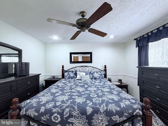 9486 CANARY DR, Bel Alton, MD 20611