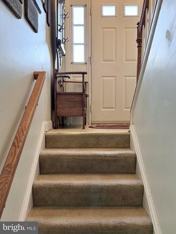 9486 CANARY DR, Bel Alton, MD 20611
