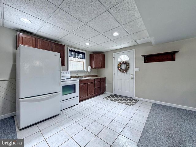 9486 CANARY DR, Bel Alton, MD 20611