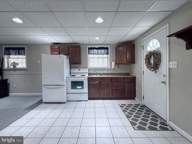9486 CANARY DR, Bel Alton, MD 20611
