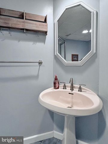 9486 CANARY DR, Bel Alton, MD 20611