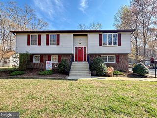 9486 CANARY DR, Bel Alton, MD 20611