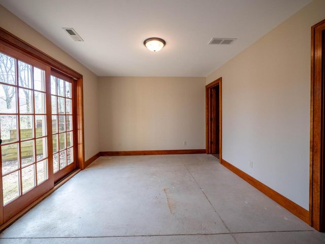 W289N7940 Park DRIVE, Hartland, WI 53029